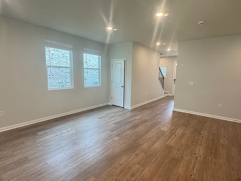 124 Green Love Ln — Photo 8