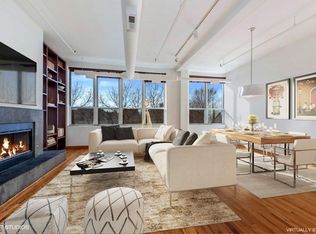 809 N Racine Ave UNIT 202, Chicago, IL 60642