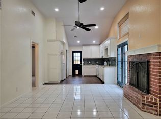 803 NE 17th Ct, Moore, OK 73160
