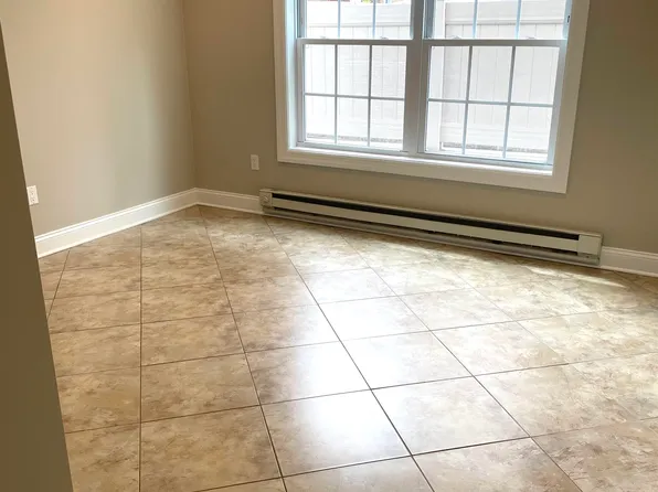 734 County Avenue image 9 of 19