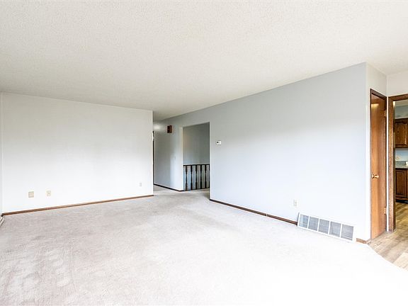 3rd image of 2203 George St