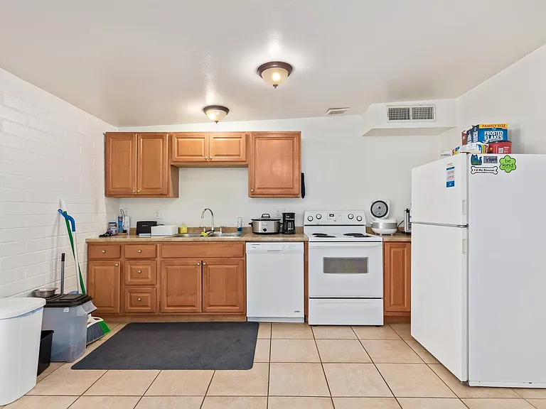 7455 E Desert Spring Dr — Photo 9
