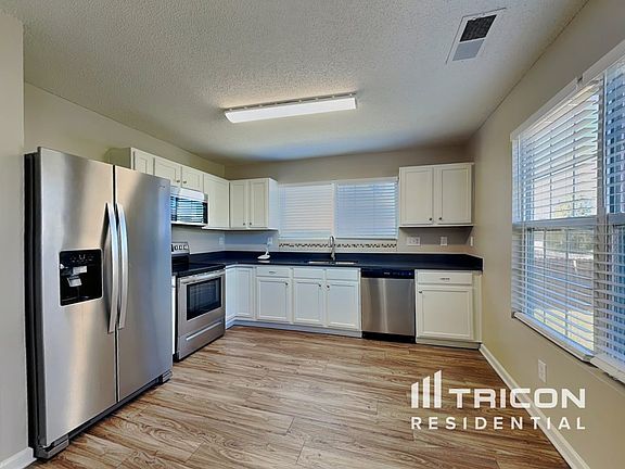 3rd image of 314 Stone Meadow Dr
