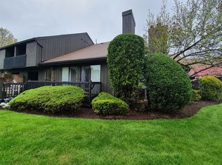 79 Westgate Dr, Edison, NJ 08820