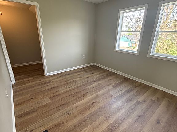 2nd image of 1317 N Dearborn St