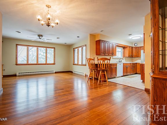 5th image of 1716 Clarion Dr