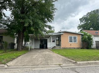 1312 Mesquite Ln, Victoria, TX 77901