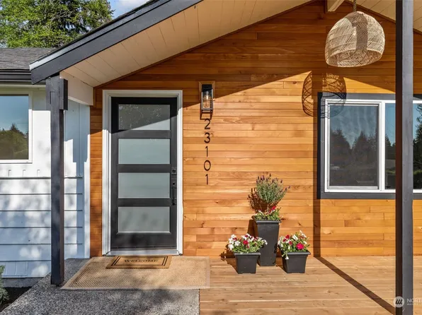 23101 32nd Avenue W, Brier, WA 98036