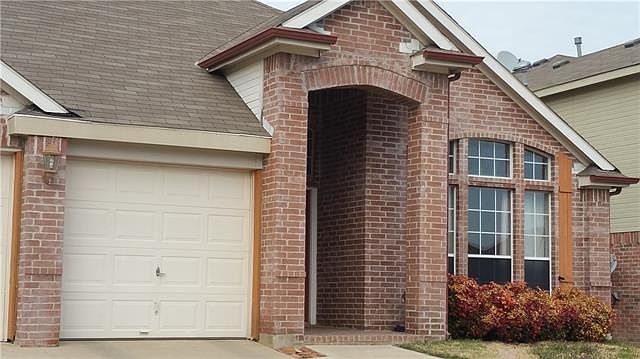 1st image of 4925 Orchid Dr