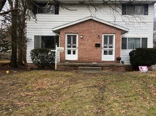 1035 Meredith St, Kent, OH 44240