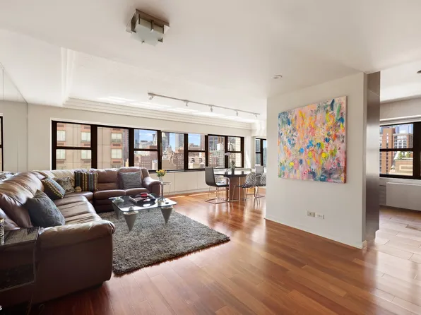 160 East 38th Street 19A image 1 of 13
