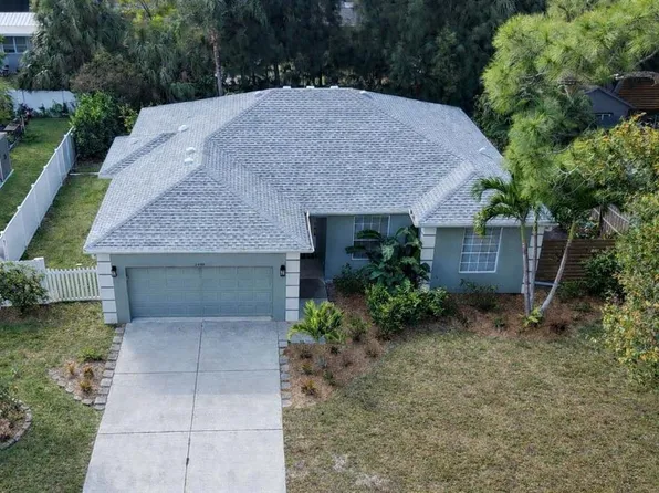 2442 Hively St, Sarasota, FL 34231