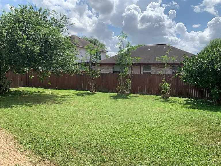 4205 Santa Lucia St — Photo 28