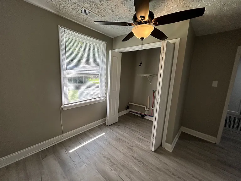 422 Sequoyah Dr — Photo 8