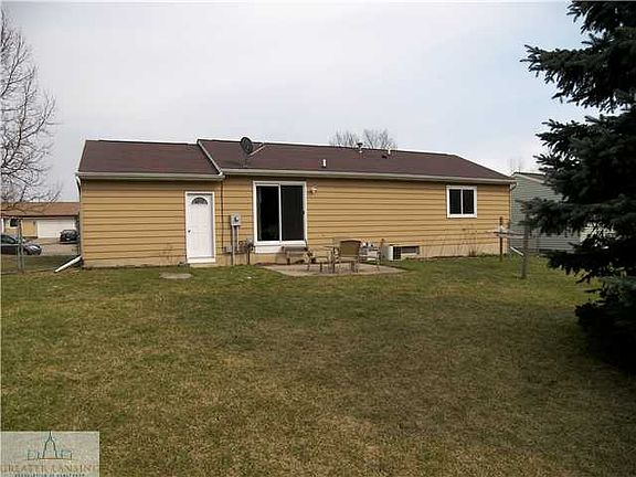 3rd image of 1577 Berkley Dr
