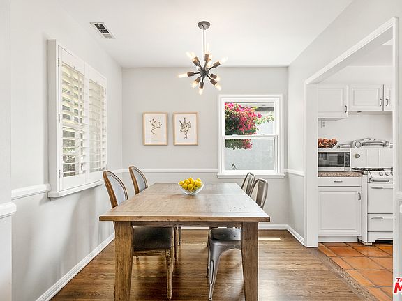 4th image of 7863 Naylor Ave