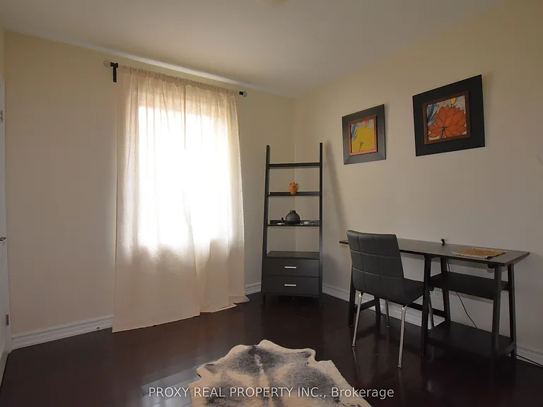 15 Suraty Ave — Photo 9