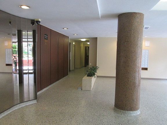 3rd image of 6601 Burns St APT 4A