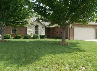 1687 W Lennox Dr, Springfield, MO 65810