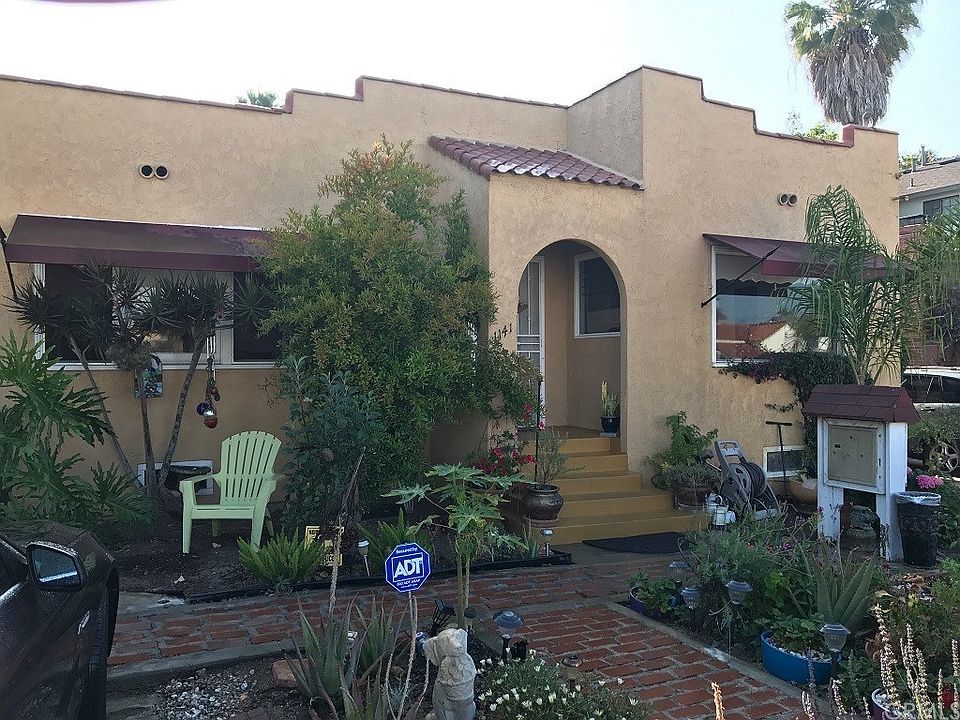 2nd image of 1141 Mira Mar Ave
