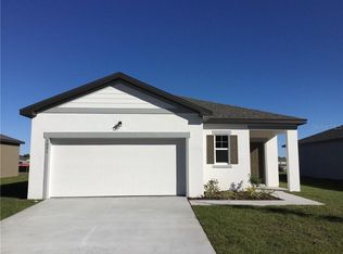 1021 Landing Ln, Deltona, FL 32738