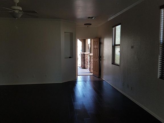 4th image of 7003 W Irwin Ave