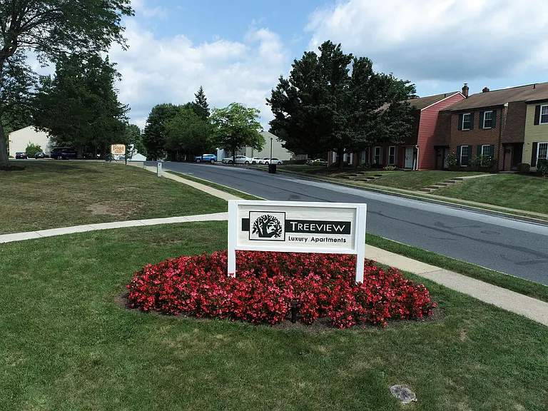 Treeview Apartments — Photo 30