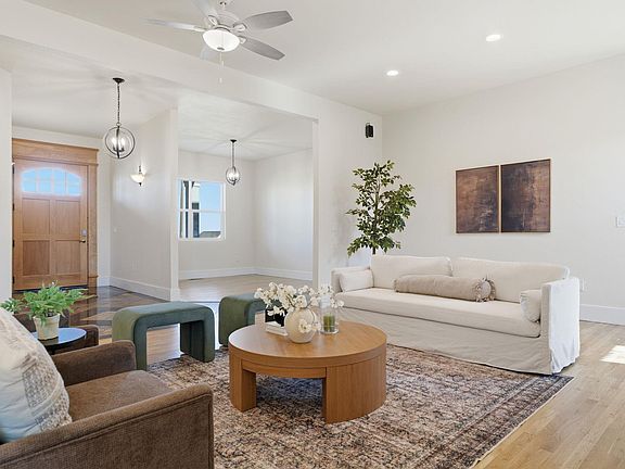 5th image of 4211 Tamarack Rd