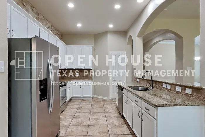 12419 Adams Ridge Ln — Photo 5