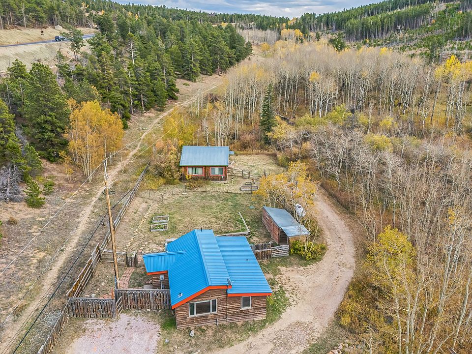 Primary home is on the bottom of the photo. Additional cabin can be included for an additional cost.