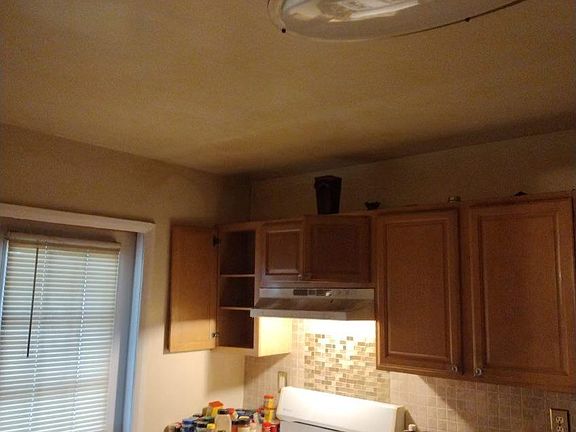3rd image of 6158 Radecke Ave