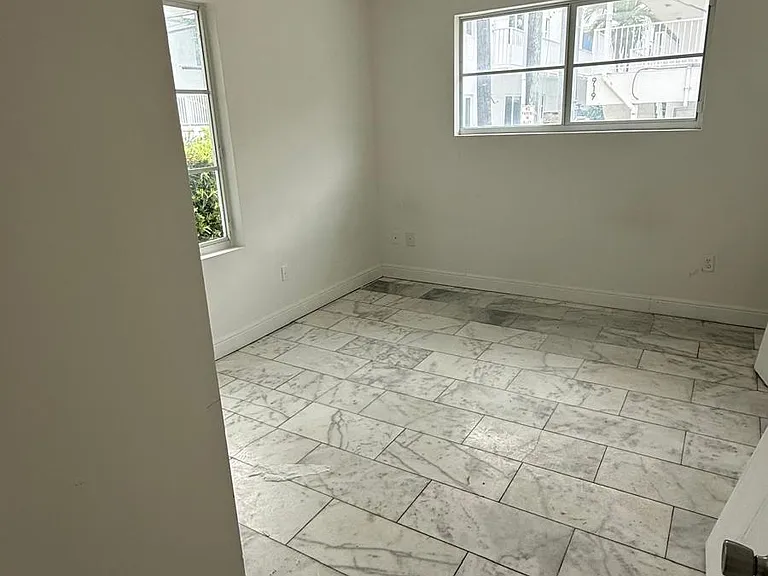 922 Jefferson Ave #6 — Photo 7