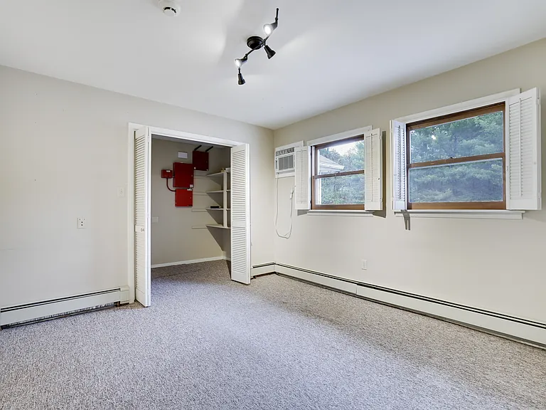 863 Interchange Rd — Photo 9