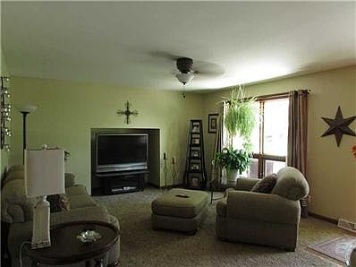 3rd image of 6128 W Loretta Dr