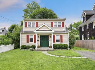 8 Goldwin St, Rye, NY 10580