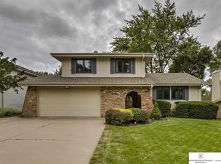 13917 Shirley St, Omaha, NE 68144