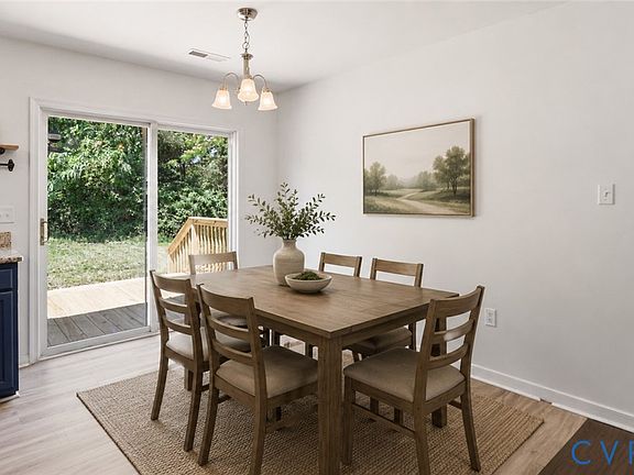 4th image of 316 Lake Crest Ct