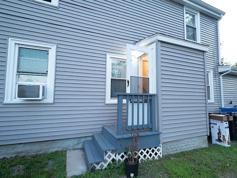 293 Shears St #2 — Photo 3