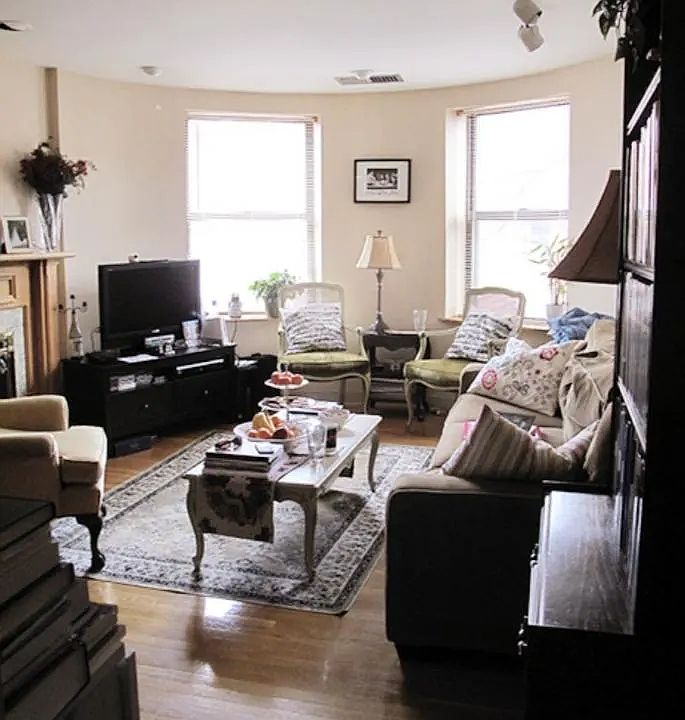 1st image of 98 Gainsborough St #300E