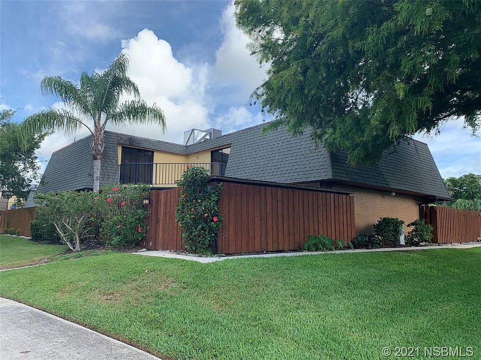 1st image of 42 Cedar Dunes Dr