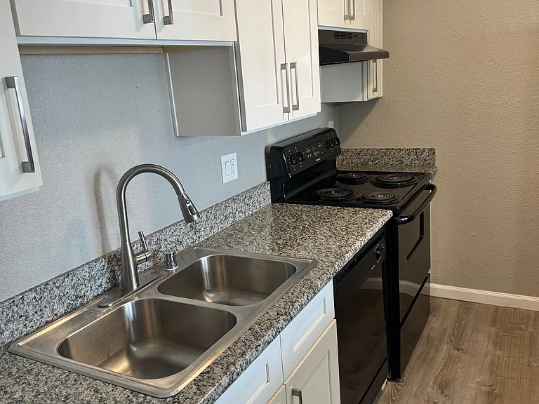 6441 Casada Way #5 — Photo 6