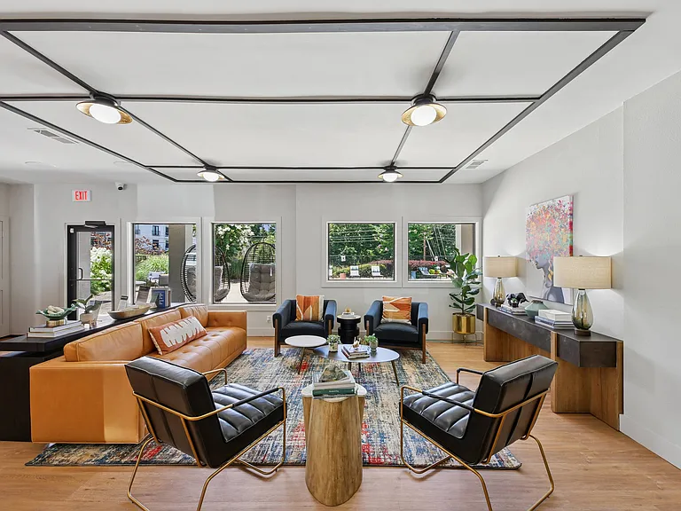 Aventura Dunwoody — Photo 23