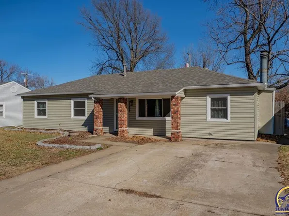 3388 SW Mayo Ave, Topeka, KS 66611