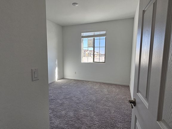 3rd image of 37636 N SINGLETREE Drive