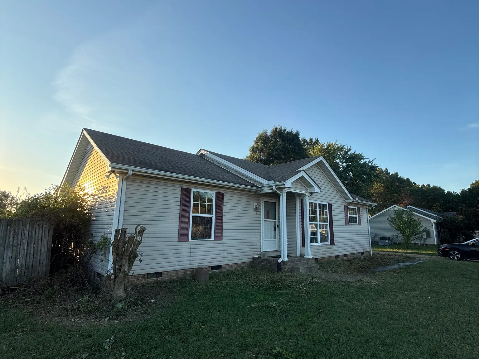 3 bed, 1150 sqft, $1,725 — Photo 2