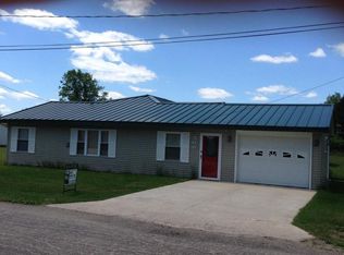 506 S Cherry St, Evart, MI