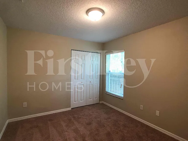 1736 W Pine St — Photo 14