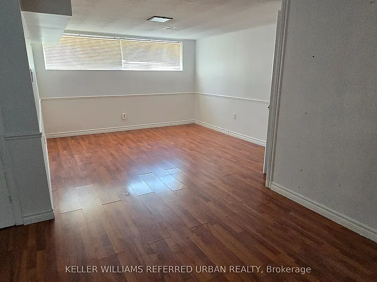 166 Kennard Ave — Photo 16