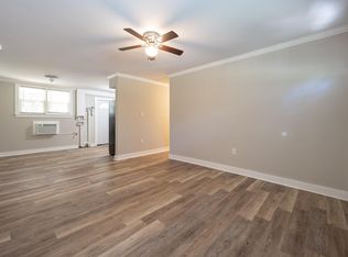 149 McKinley Ln, Hillsborough, NC 27278