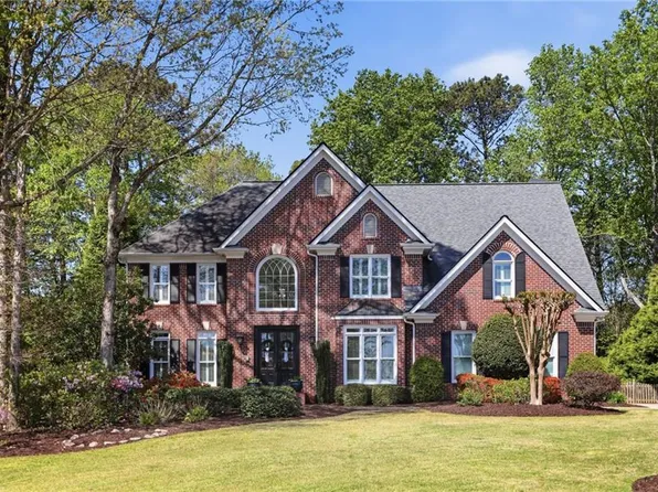 4662 Gilhams Rd NE, Roswell, GA 30075